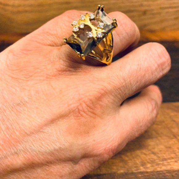 Gold Plate Over Sterling Silver Emerald Cut CZ Peridot Ring - Picture 3 of 6